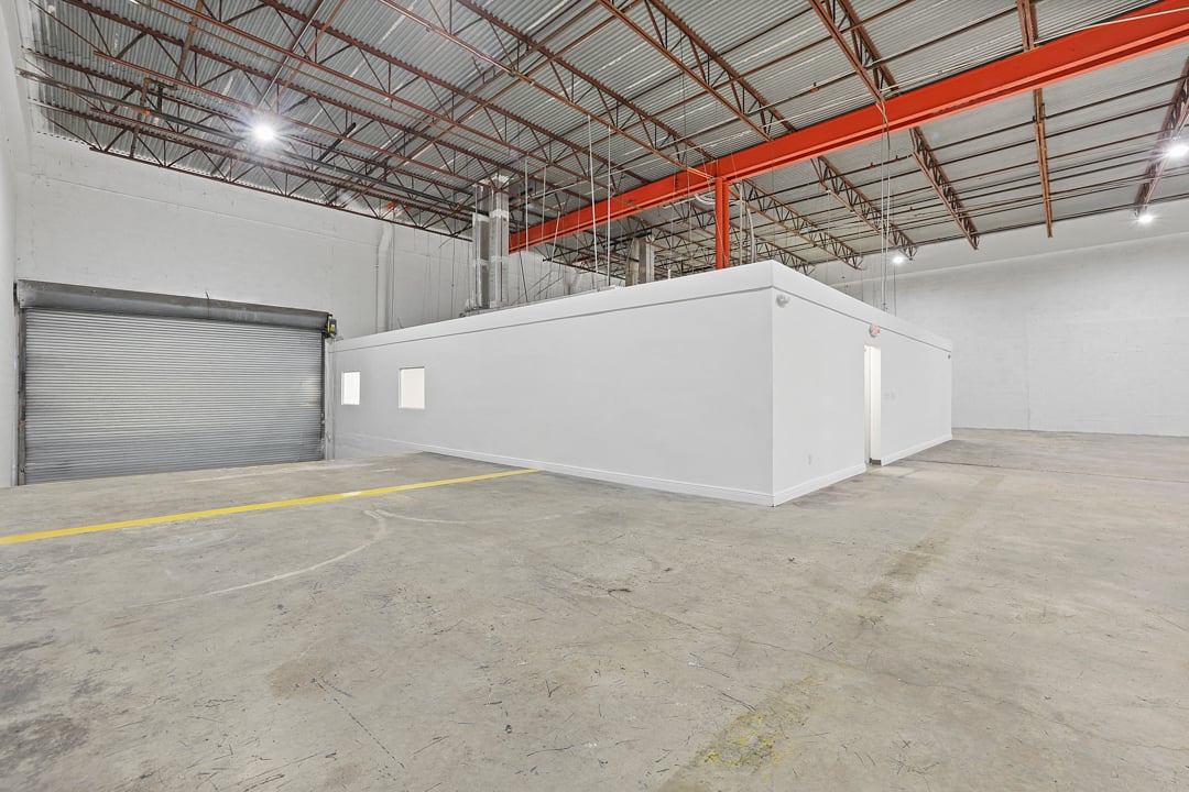 10,419 SF Industrial Space in Doral, FL Photo